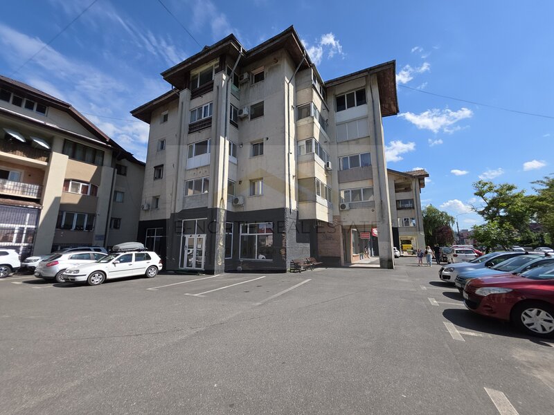 Otopeni Spatiu comercial 110 mp, parter, vitrina, vizibilitate DN1,